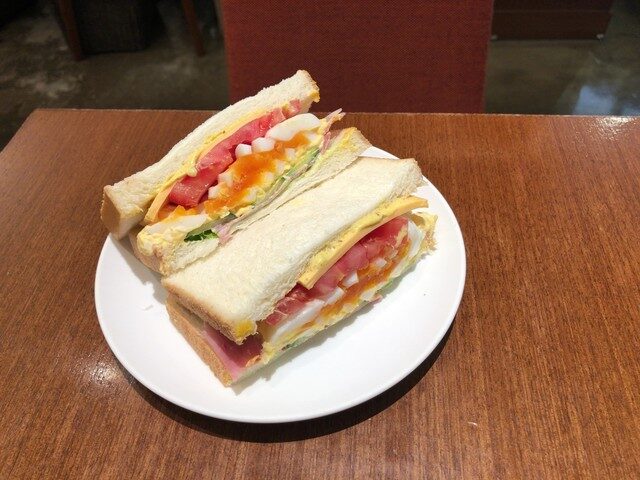 上島珈琲店のサンドイッチ