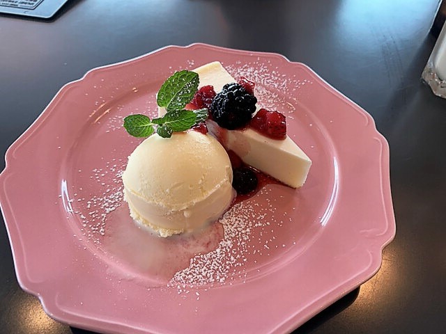 WIREDCAFEのケーキ