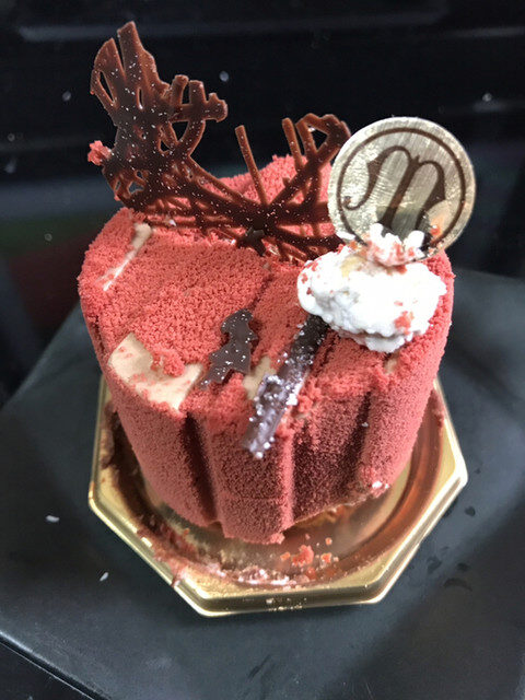 ル ガリュウ Mのケーキ1
