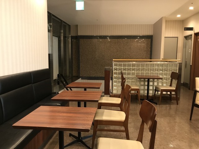 ドトールコーヒーショップ 甲府岡島店の内観