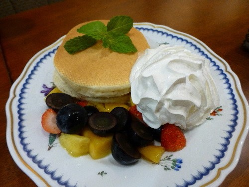 椿屋カフェ グランデュオ蒲田店のパンケーキ