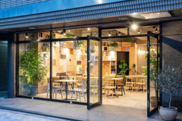 八丁堀駅周辺のカフェでおしゃれでゆっくりできるお店TOP3！勉強ができる電源コンセント完備のカフェはココ！
