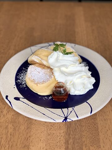 丹波立杭YAMATOcafeのプレーンパンケーキの写真