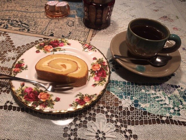 茶蘭花のケーキセット