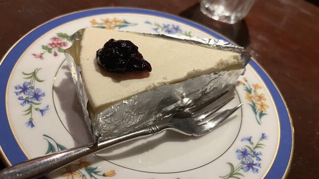 cafe ROCHEのレアチーズケーキ